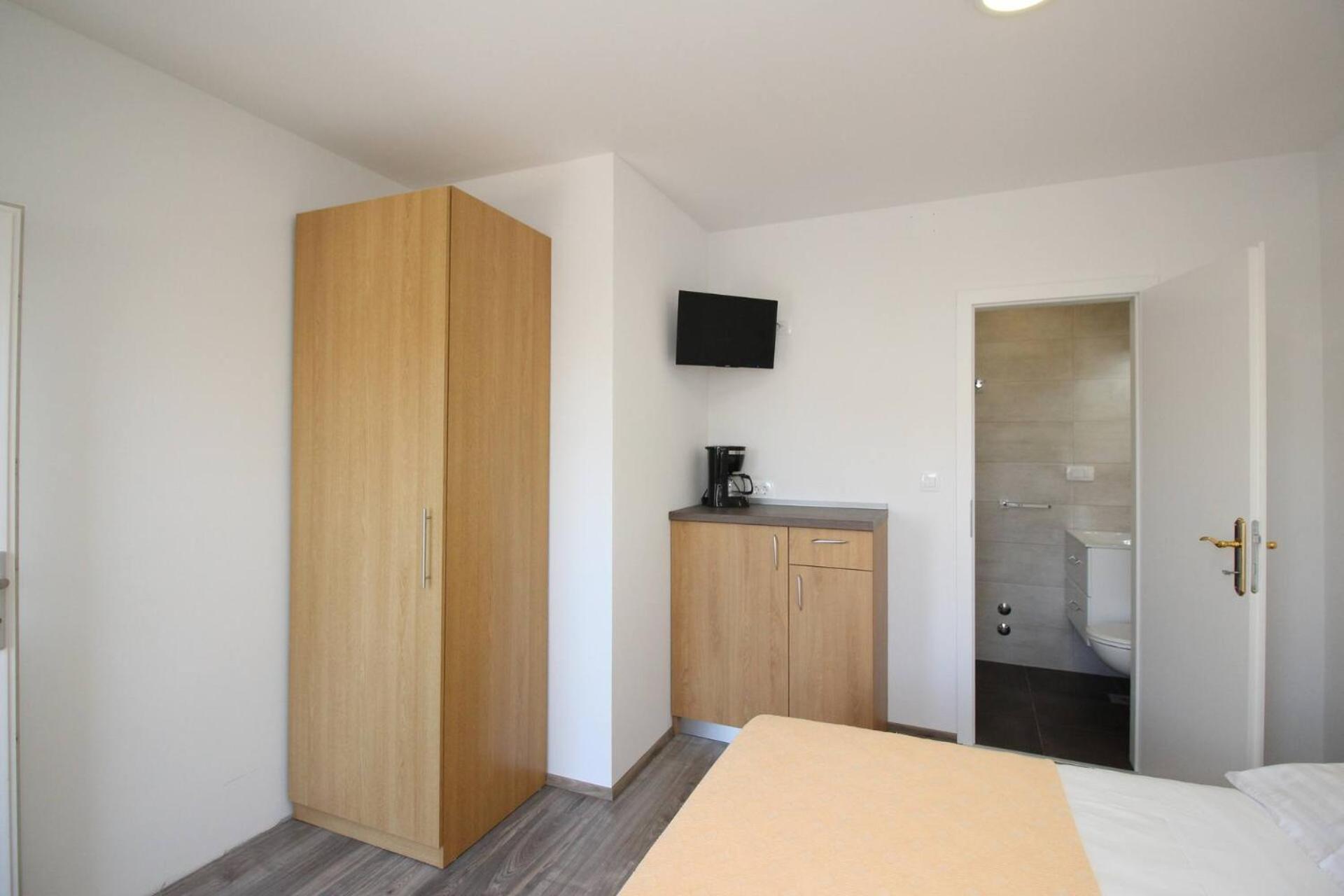 Apartments & Rooms Dekanic Baška Εξωτερικό φωτογραφία