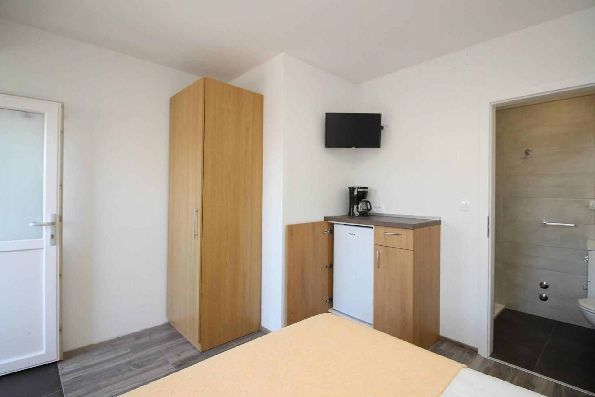 Apartments & Rooms Dekanic Baška Εξωτερικό φωτογραφία